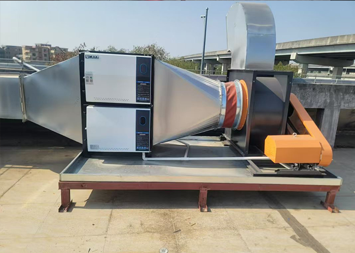 Commercial and environmentally friendly restaurant for oil fume purifiers